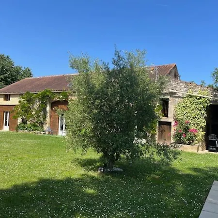 Grand Avec Piscine - A Lot Of Charme Puy-l'Eveque