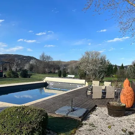 Grand Avec Piscine - A Lot Of Charme Puy-l'Eveque