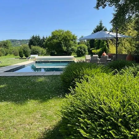 Grand Avec Piscine - A Lot Of Charme * Puy-l'Eveque